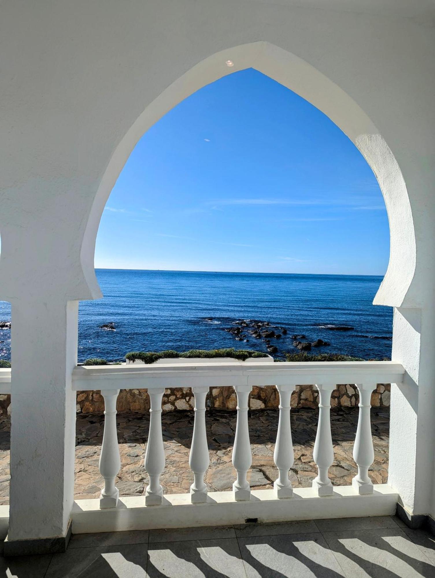 Rise & Shine Beachfront La Cala Ла-Кала-де-Михас Экстерьер фото