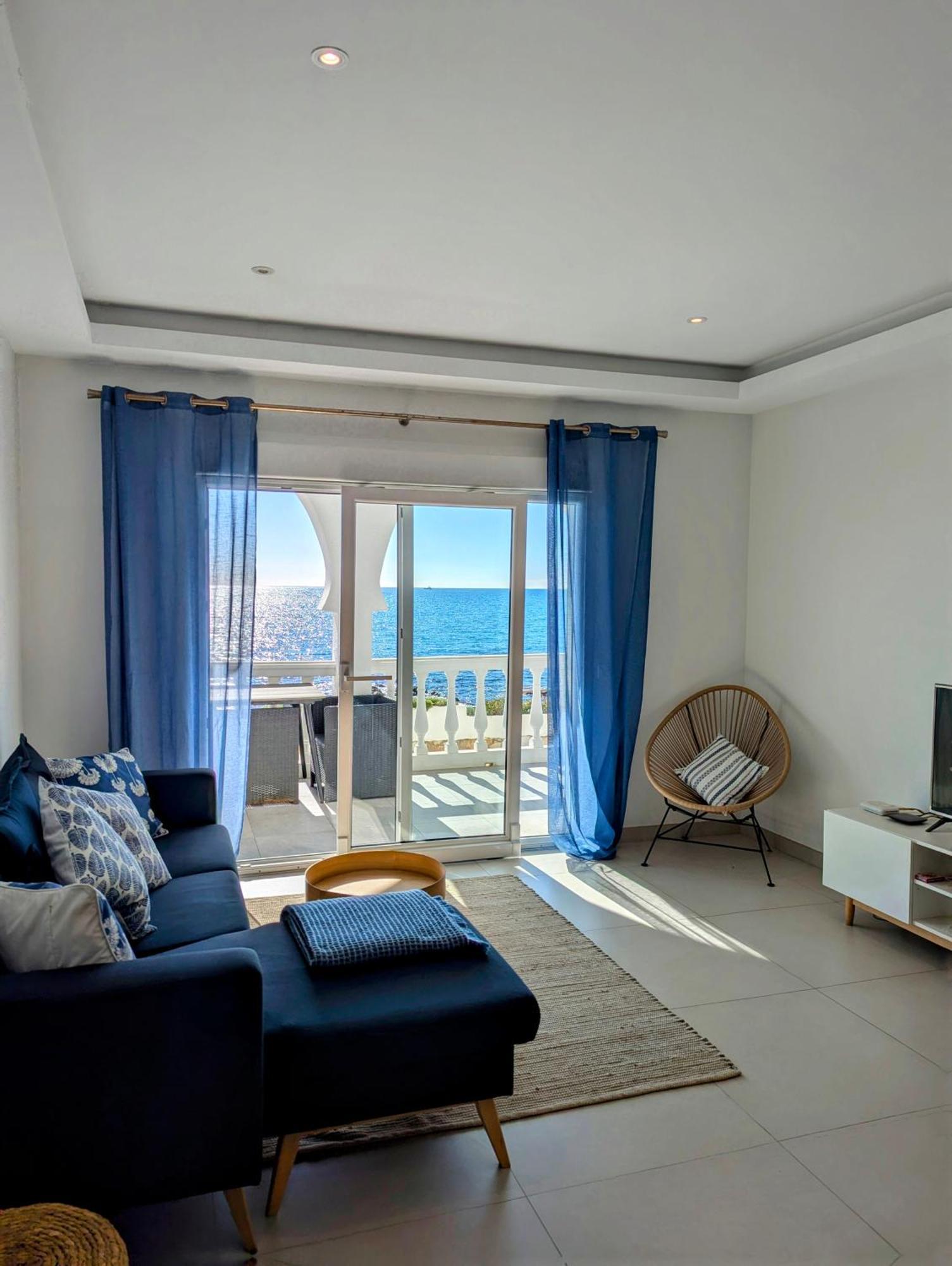 Rise & Shine Beachfront La Cala Ла-Кала-де-Михас Экстерьер фото